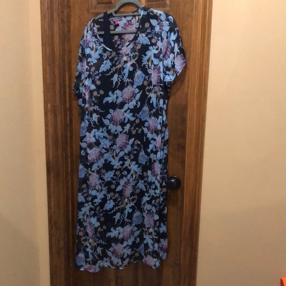 Vince camuto Black chiffon material dress with long black tank top underneath